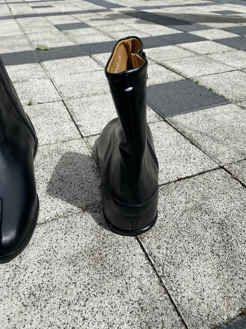 tabi boots flat