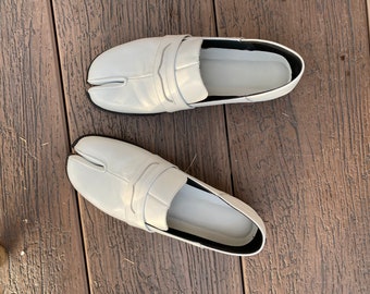 Handmade) women leather tabi loafer blofer mule flat shoes in white