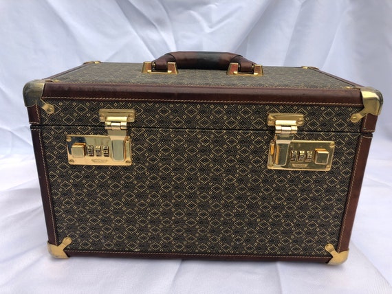 vintage suitcase set