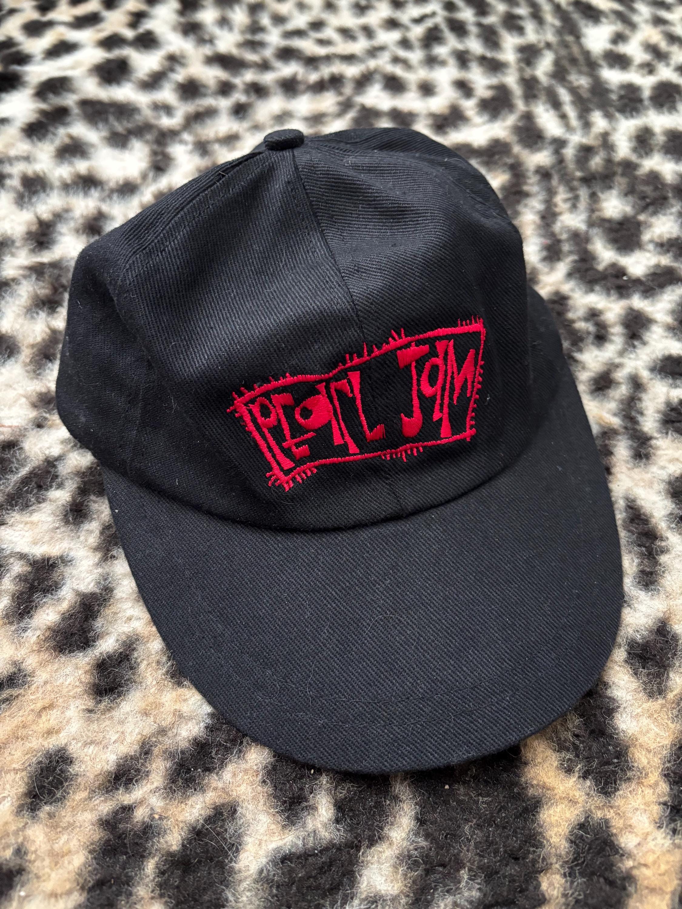 Rare Vintage 90s Grunge Pearl Jam Black Hat With Purple Text Original Vintage Pearl Jam Cap 1990 main image 3