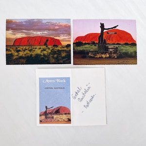 2x Vintage Uluru (Ayres Rock) Scalloped Edge Tourist Postcards from 1970's plus Printed Tourist Envelope
