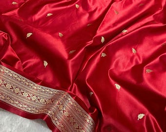 Elegante Banarasi Mashru-zijden sari voor bruiloft en feestelijke kleding