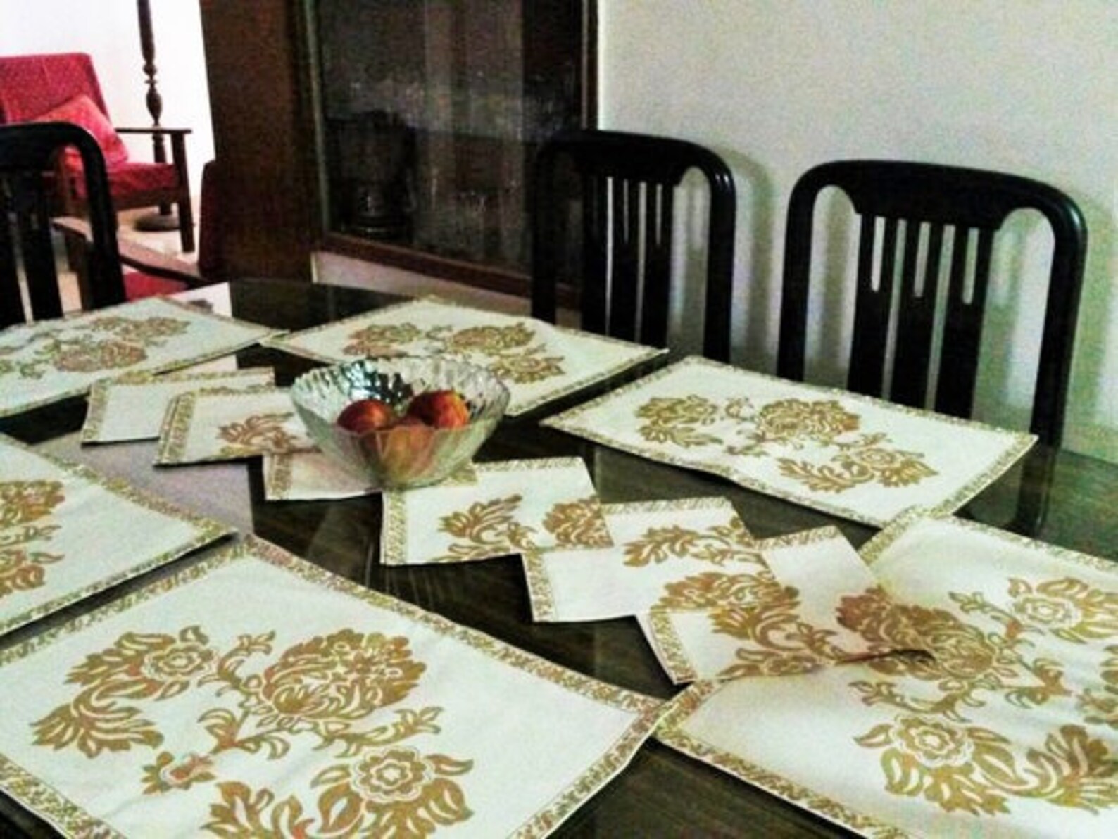 Gold Placemats Christmas gold Placemats Set of 6 White and Etsy UK