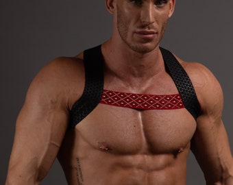 Folkme Elastic Shoulder Harness: Gay Pride Outfit