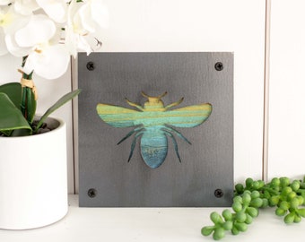 Honigbiene aus Metall und Holz, kleines nachhaltiges Geschenk