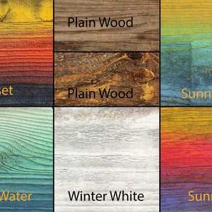 Peut inclure: Six &eacute;chantillons de bois, chacun peint dans un sch&eacute;ma de couleurs diff&eacute;rent. Les couleurs comprennent le jaune, l'orange, le rouge, le bleu, le vert et le blanc. Les &eacute;chantillons sont &eacute;tiquet&eacute;s avec les noms suivants : Bois Naturel, Coucher de Soleil, Journ&eacute;es Ensoleill&eacute;es, Eau de Glacier, Blanc d'Hiver et Lever de Soleil.
