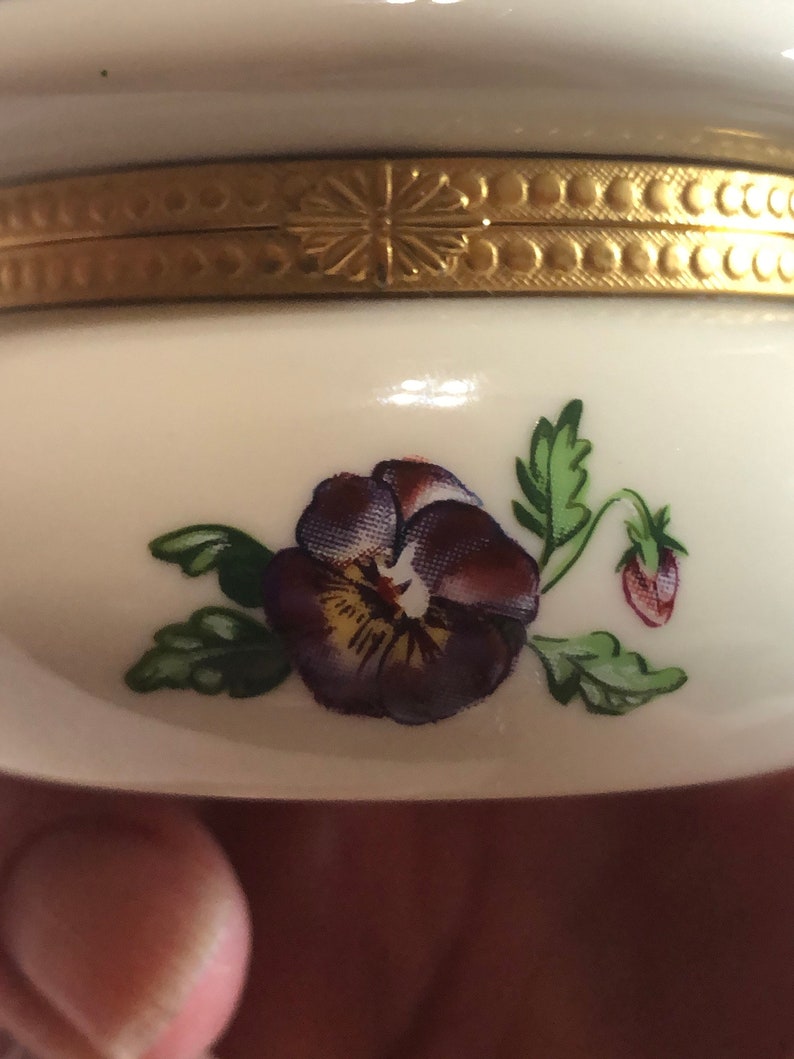 Christmas gift pretty trinket box to go with your jewelry