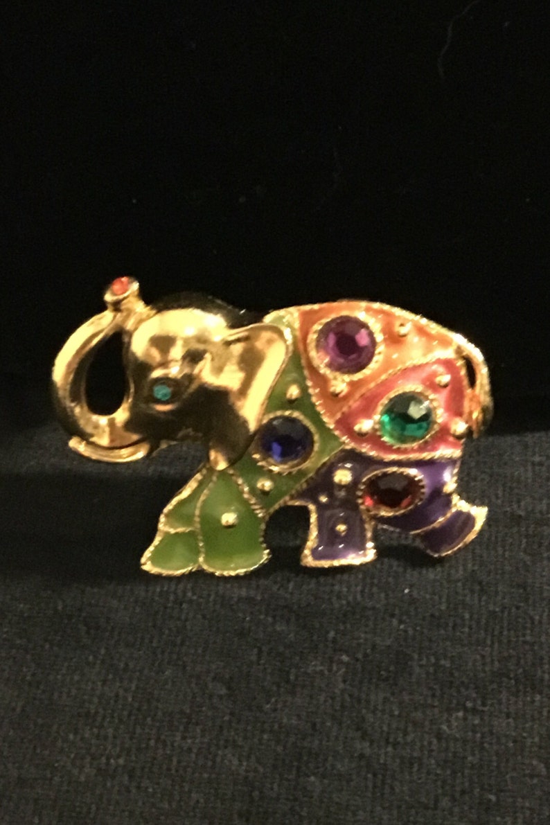 Small Antique gold Indian Elephant Brooch Gemstone /& Diamante Vintage style pin