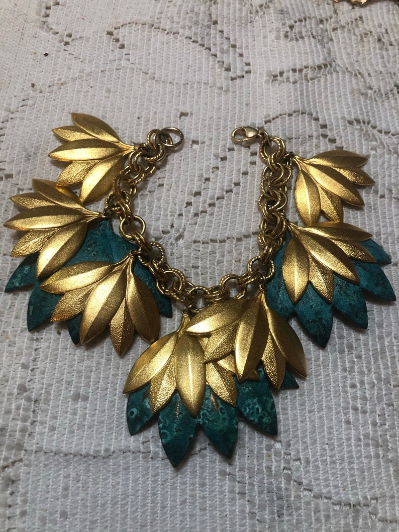 Gorgeous gold leaf bracelet