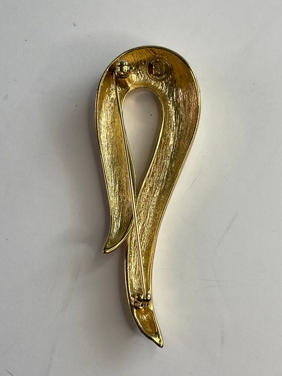 Givenchy gold tone 1970’s large brooch - image 5