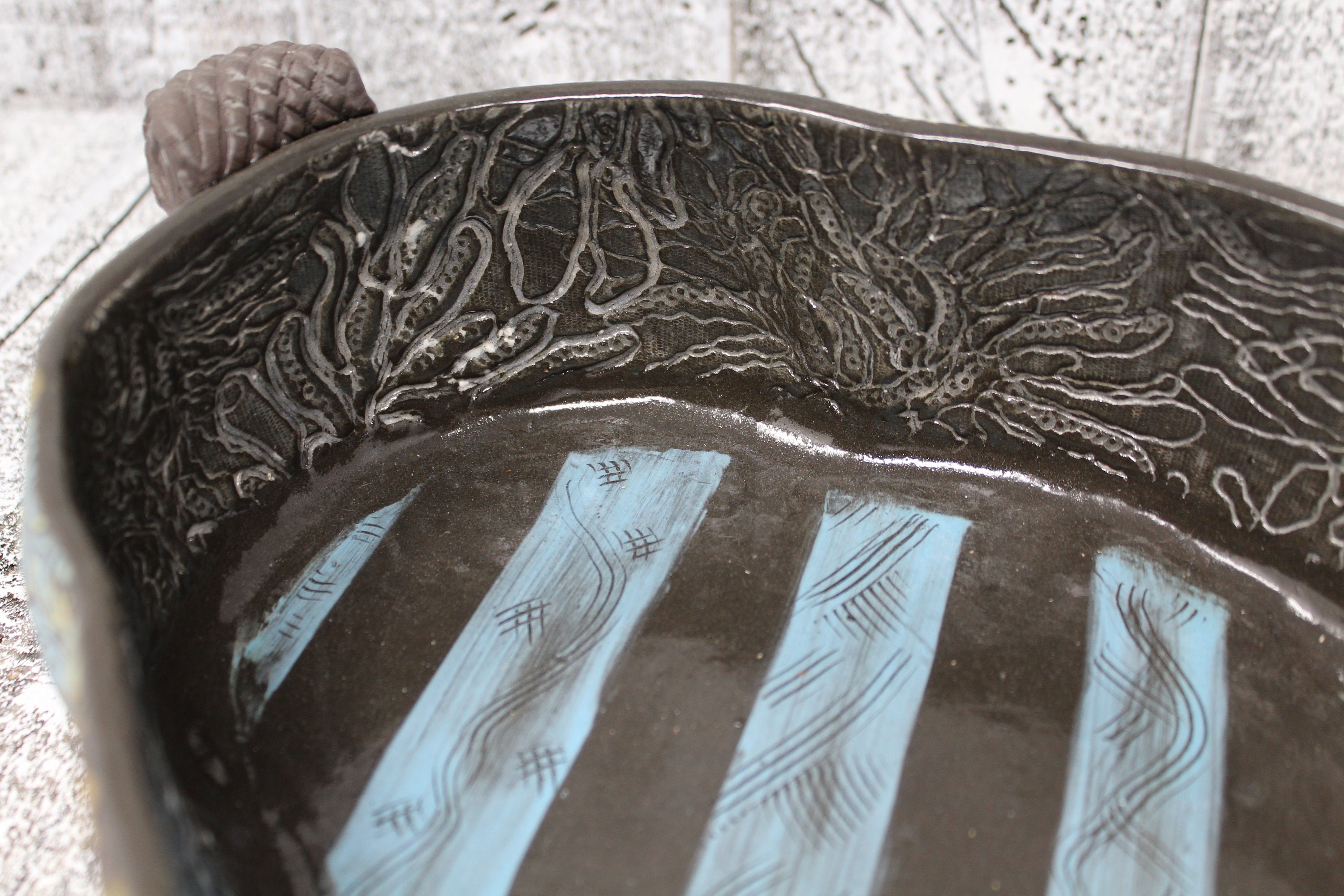 Large Pottery CasseroleBlack Clay serving dishpainted pottery dish