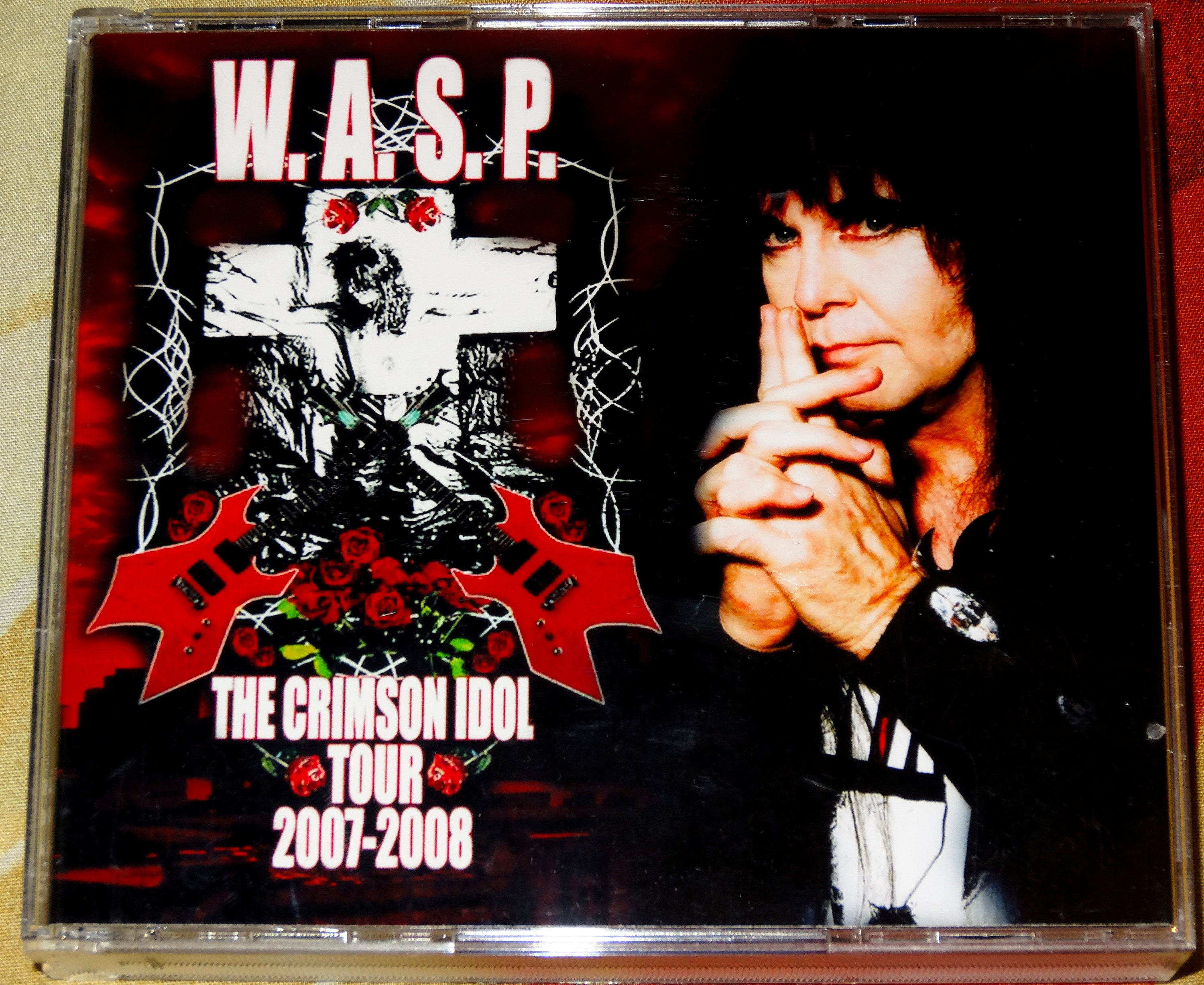 Wasp idol. Wasp idol