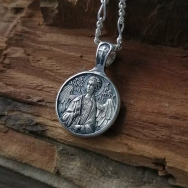 Ciondolo rotondo in argento con l'immagine dell'angelo custode, argento sterling 925, ciondolo ortodosso con un angelo, regalo ortodosso, ciondolo icona