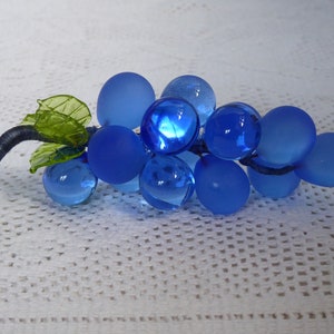 Murano Glass Grapes Blue Cluster, Small, Made in Italy, Decorative Grapes Fruit Cobalt Blue Gift Idea