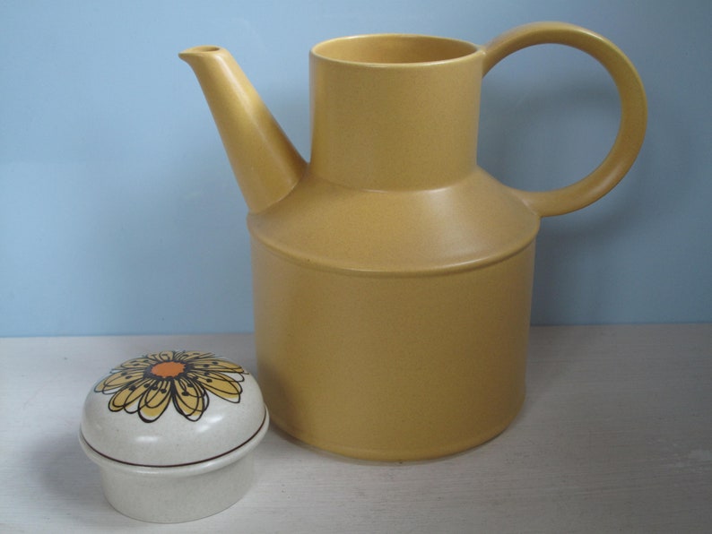 Midwinter Stonehenge Flowersong England Coffee Pot Tanne Yellow Sunflower Flower Yellow Flower Vintage