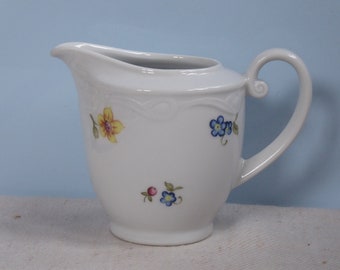 Vintage milk jug Seltmann Weiden Desiree scattered flowers Bavaria Germany Porzellan Germany jug jug scattered flowers colorful flowers