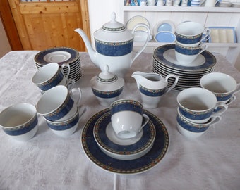 Vintage koffieservies voor 12 personen Mitterteich Bavaria Duitsland 39 delig blauw met abstract patroon theeservies porselein