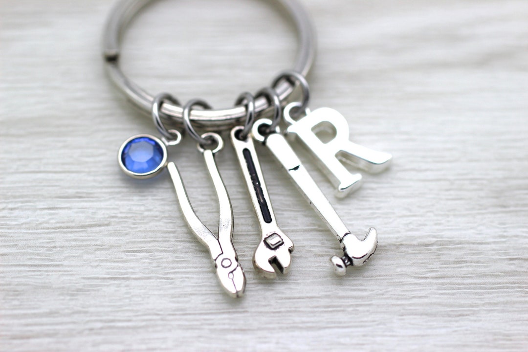 Handyman Keychain : The Best Keychain Flashlight in 2024 – EILBI