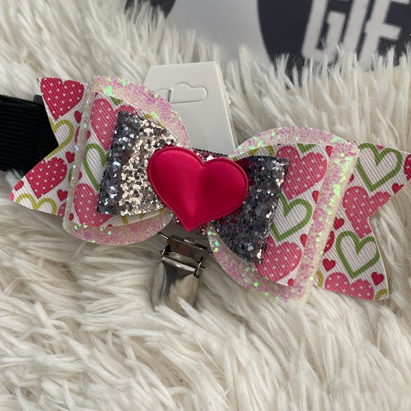 Sparkly bow style heart themed bow ring clip, heart centre piece, Dog Show exhibitor number ring clip with armband finishing