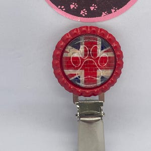 Already made, red metal surround dog ring clip, Dog show exhibitor ring clip, ring number holder with paw print Union Jack on metal insert