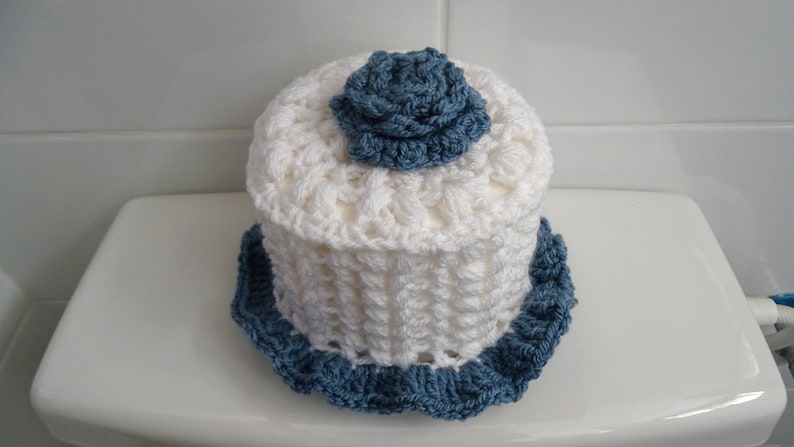 Toilet Paper Roll Cover and Rose Pattern PDF Crochet pattern image 2