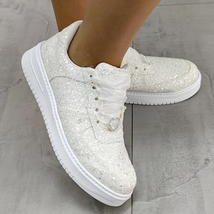 Custom Bride Sneakers Bride Shoes Personalized Glitter Wedding Shoes Woman Shoes Low Top Bride Shoes for bride Bridesmaid NEW desing Luxary