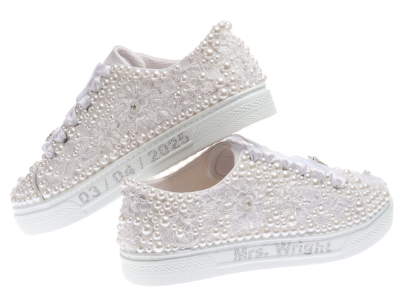 Custom Bride shoes Personalized bridal pearls and lace shoes Special design bridal comfortable fit bridal shoes Bridal shoes Custom shoes