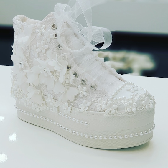 Wedding Shoes: Comfortable Lace Sneakers for Brides - Simple & Elegant Bridal Footwear for the Big Day