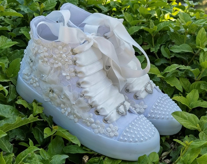 White Lace Bridal Sneakers, Handmade Wedding Shoes, Stilo Design