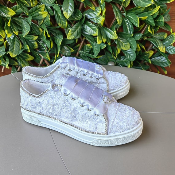 Luxury Customize Bridal  White or Ivory Color Super Comfortable Extra Lightweight special sole Bridal shoes