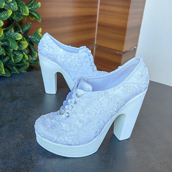 Luxury Design Bridal Shoes White or Ivory Options Heeled Platform bridal casual wedding shoes Stilo Design Personalized Shoes
