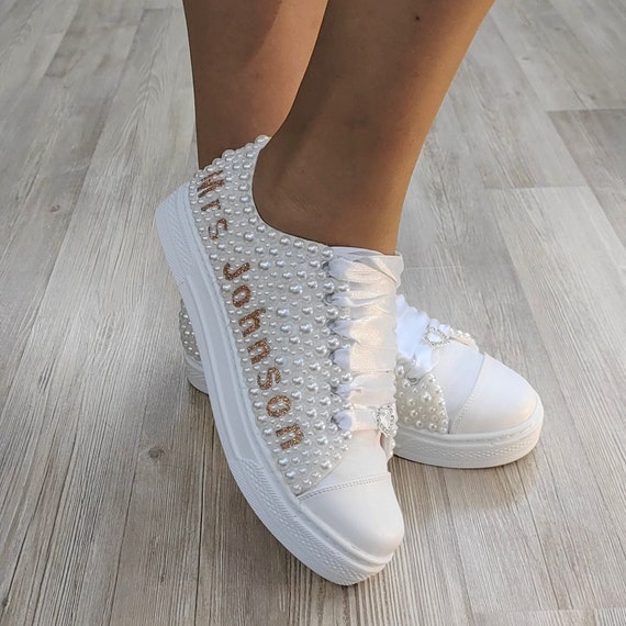 Bridal Shoes, custom white pearls artistic handmade, wedding shoes, custom design Bridal Sneakers, Custom Shoes Personalized, Wedding Gift Bridal Shoes, custom white pearls artistic handmade, wedding shoes, custom design Bridal Sneakers, Custom Shoes Personalized, Wedding Gift