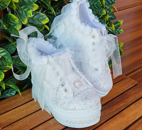 Shiny discount wedding shoes