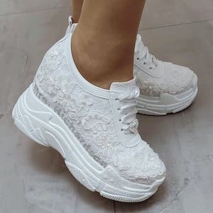 Bridal shoes Personalized Wedge Hidden Heel Bridal shoes New Sports Bride Shoes Extremely Comfortable Bride shoes Stilo Desig wedding gift