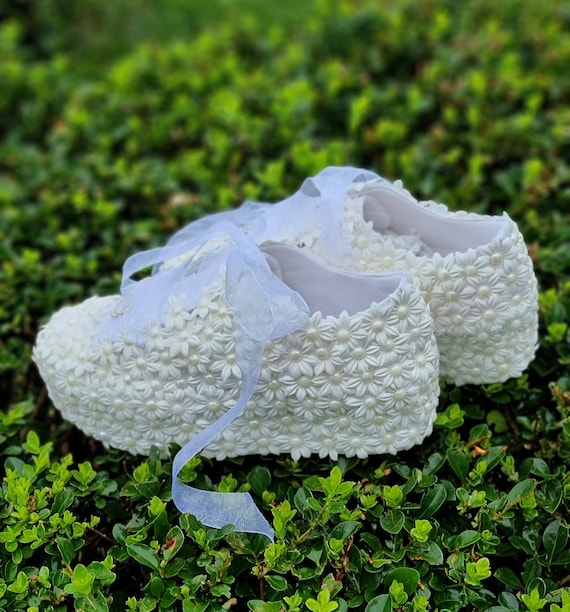Height Options and Ivory or White Pearl Bridl Shoes Bride  Bridal converse ivory shoes daisy and pearl product light and very comfortable