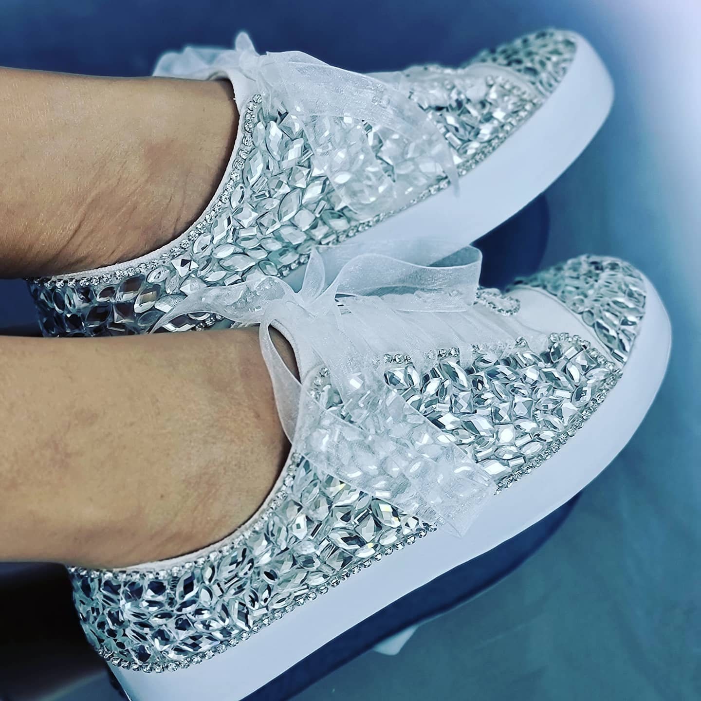 Womens High Sun Bling Sneakers For Wedding With Moon, Stars, Bronzing, And  Pearl Print From Rose088, $84.75 | DHgate.Com