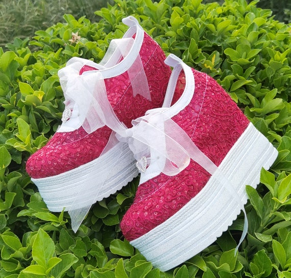 Tacchi fucsia shop con lacci