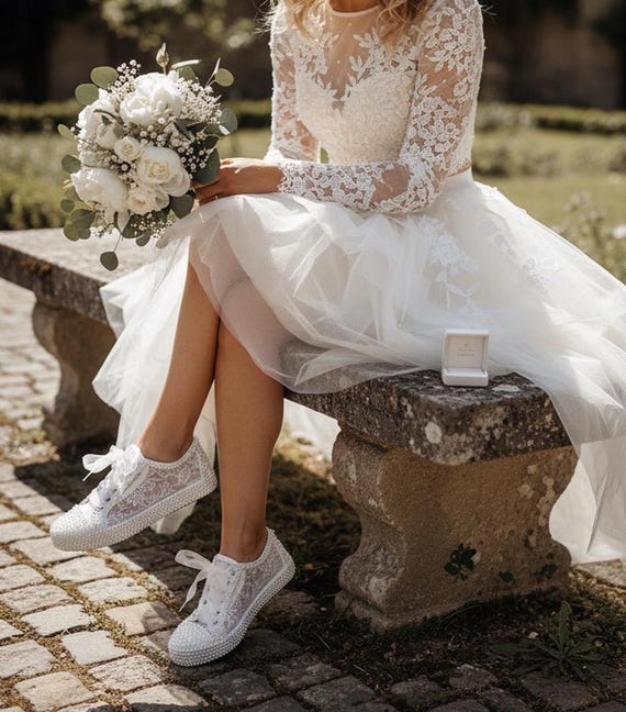 Wedding Flat Shoes , Custom Sneakers Cristal Stone ,Pearl Brides ,Unique