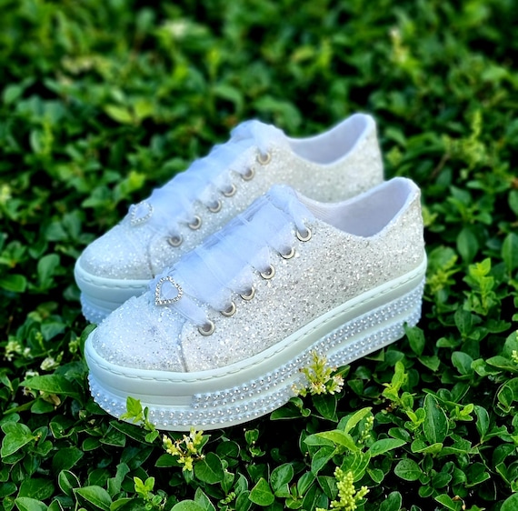 Luxurious White Wedding Stilo Design For Bride, White Glass Shards Bride, Sparkling White Bridal Shoes Party Shoes Gorgeous Beauty