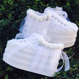 Luxury Bridal Shoes White Lace White Flower Wedding Shoes Height Options Custom Platform Sneakers heels bride custom shoes desinger folwers