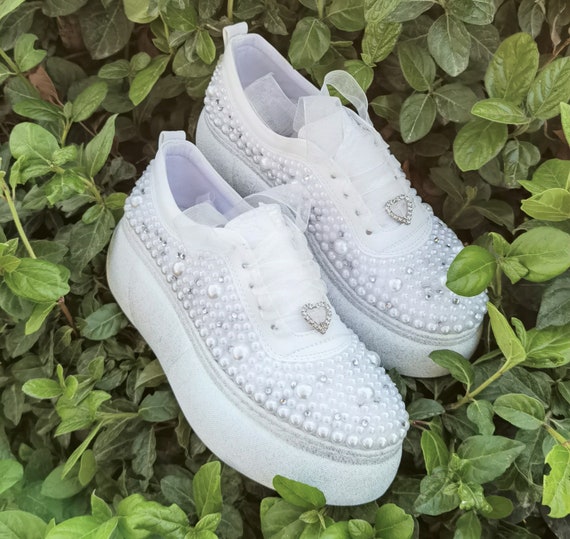 Gorgeous work with Wedding Wans Shoes, Pearls Wans Shoes, Crystal Stones and pearl sizes Hand design Comfortable mold
