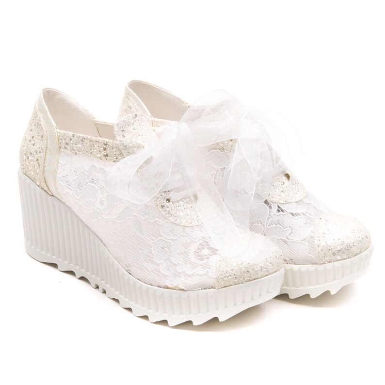 White Bridal Shoes | Custom Design Wedding Bridesmaid Shoes, Elegant Footwear for Your Special Day Bild 2