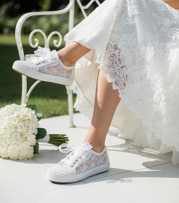 Wedding Flat Shoes , Custom Sneakers Cristal Stone ,Pearl Brides ,Unique