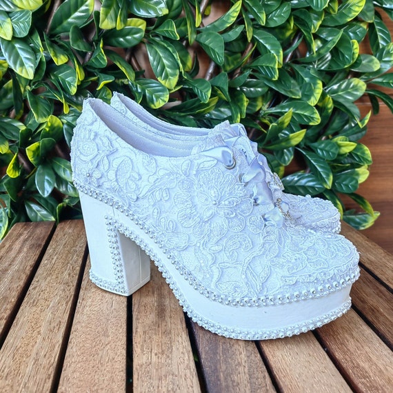 Bridal shoes White or Ivory Options Wedding Dress Shoes Personalized Bridal Shoes heleed wedding shoes bride white or ivory shoes