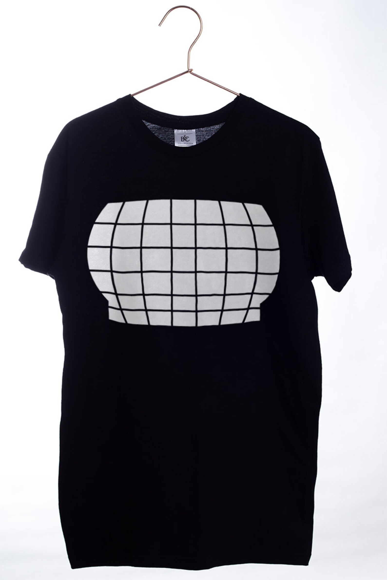 boobs optical illusion