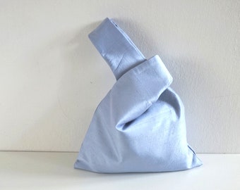 bolso dupioni de seda azul con nudo japonés