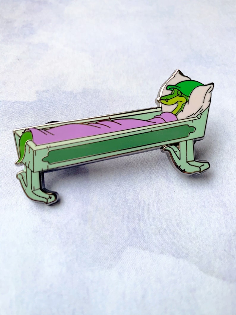 Sir Hiss Fantasy Pin image 1