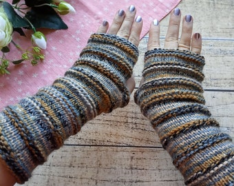 Color mix Fingerless knitted gloves Ladies fingerless mittens Striped Grey and brown gloves for women Handmade mittens Winter gloves