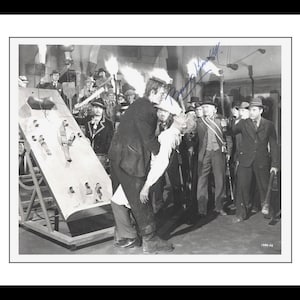 Ultra Rare - Boris Karloff - Frankenstein - Legend of Horror - Authentic Hand Signed Autograph