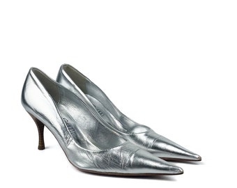 Vintage 90s 00s Y2K real leather extra pointy heels in metallic silver size 37 EU / 4 UK / 6 US